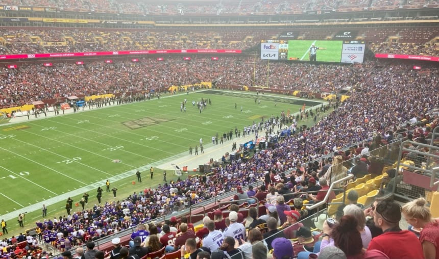 8D76CE66-1FDF-4DD7-8994-DADBF30617F0